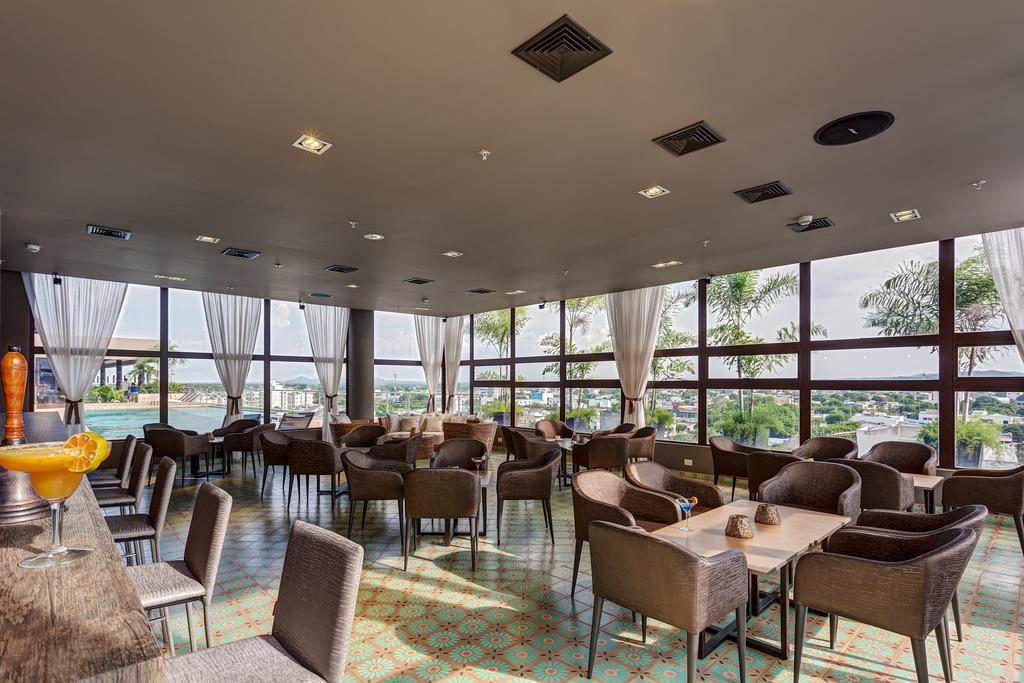 Ghl Hotel Montería Екстериор снимка The restaurant